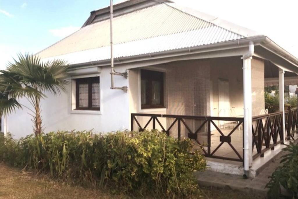 Villa Sous Le Manguier-Anse Bertrand 5Min Plage Kültér fotó